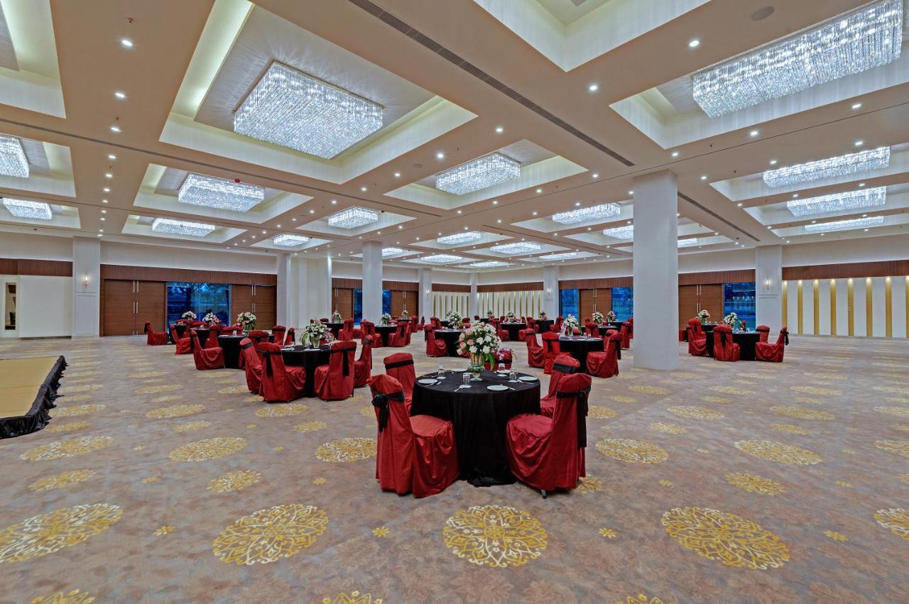 The Fern An Ecotel Hotel, Alwar Sariska Buitenkant foto